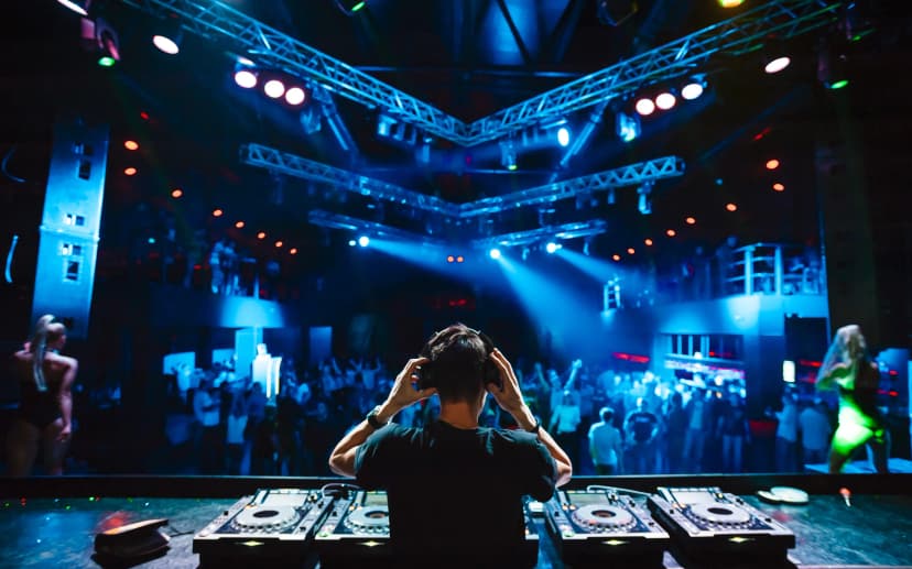 Blog 1-best-clubs-in-downtown-dubai Pic 2